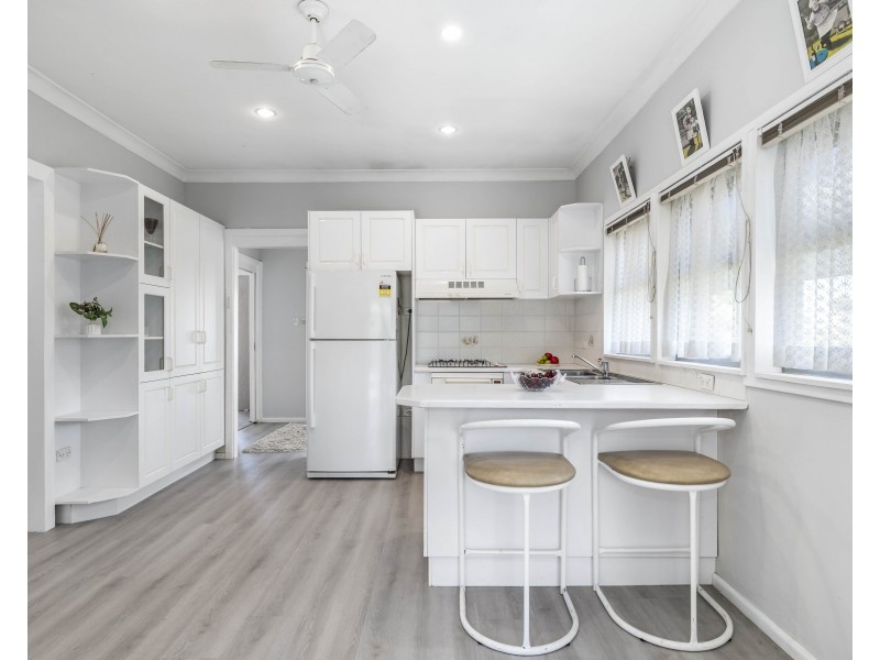 10 Caroline Avenue, Lithgow NSW 2790