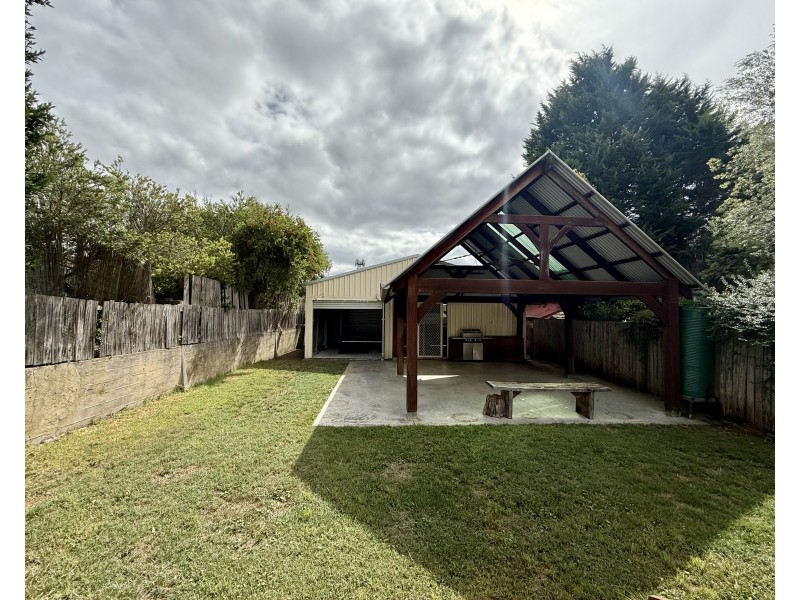 8 JOHN STREET, Lithgow NSW 2790