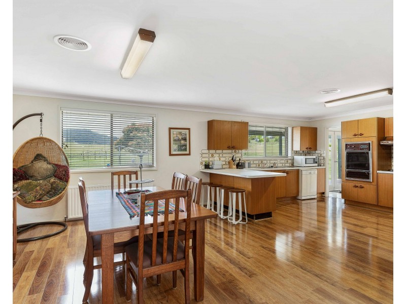 121 Reserve Road, Marrangaroo NSW 2790