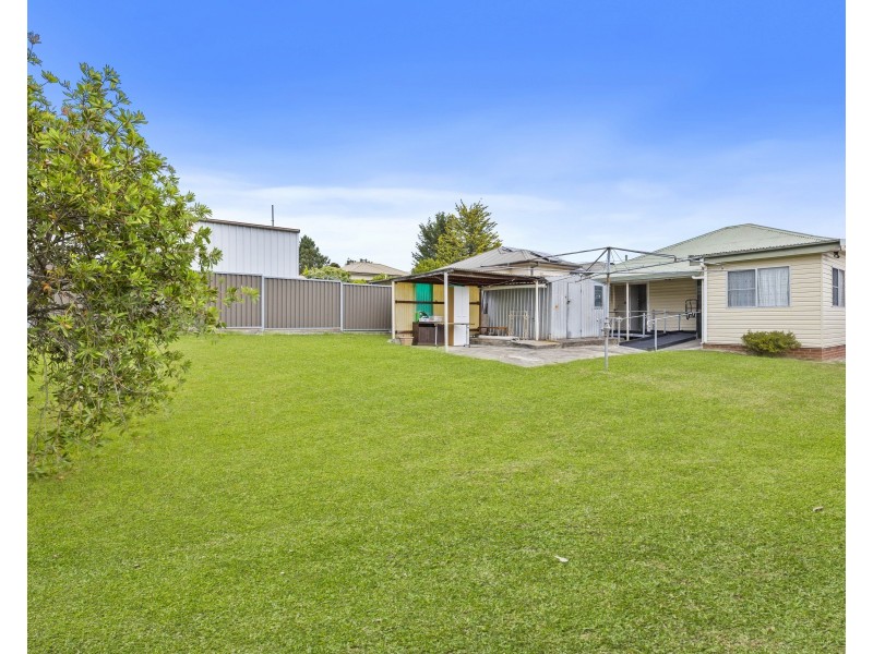 2 Vickers Street, Lithgow NSW 2790