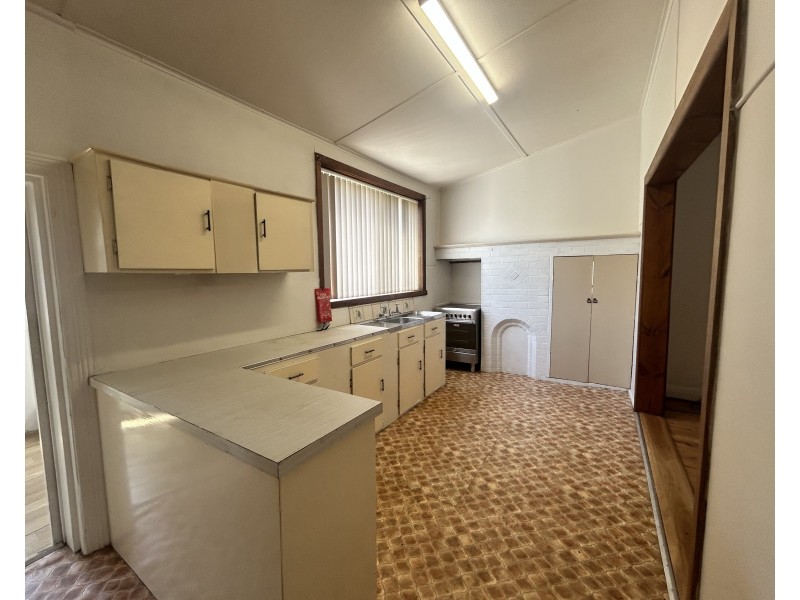 92 Calero Street, Lithgow NSW 2790