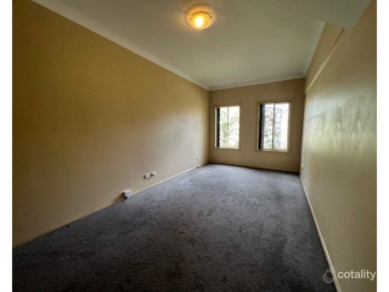 2/10 Gladstan Avenue, Katoomba NSW 2780