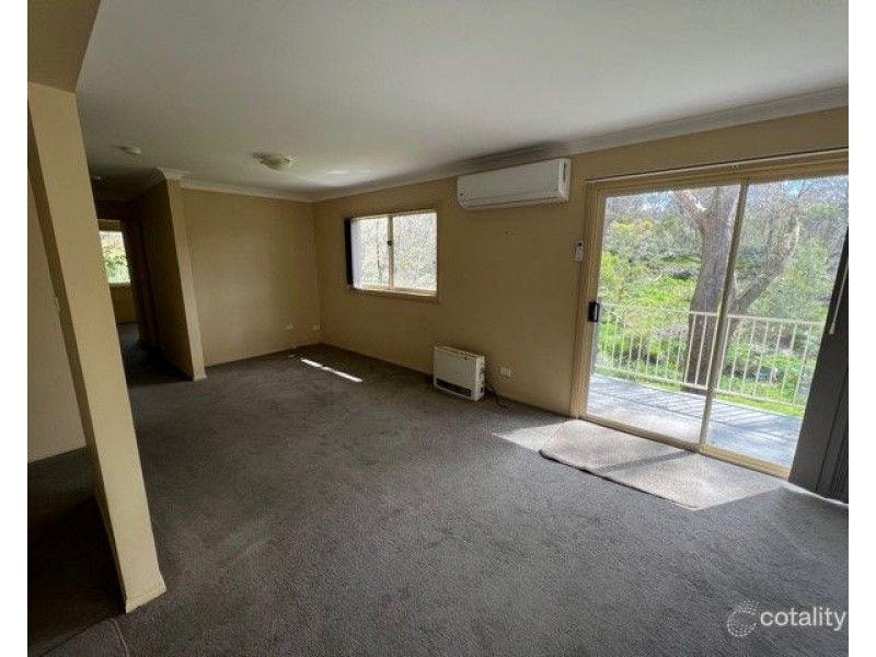 2/10 Gladstan Avenue, Katoomba NSW 2780