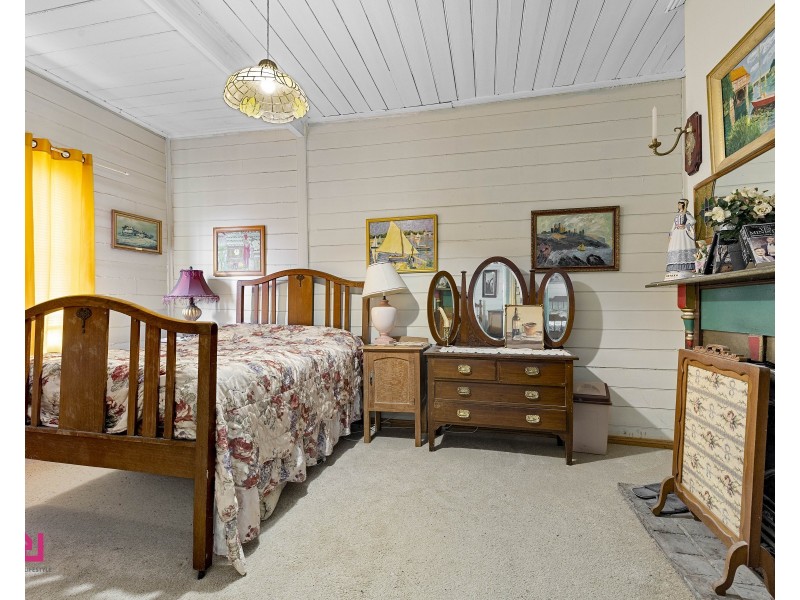 13 Bent Street, Lithgow NSW 2790