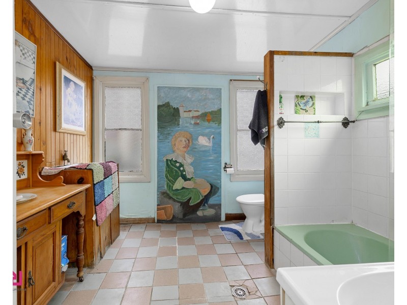 13 Bent Street, Lithgow NSW 2790