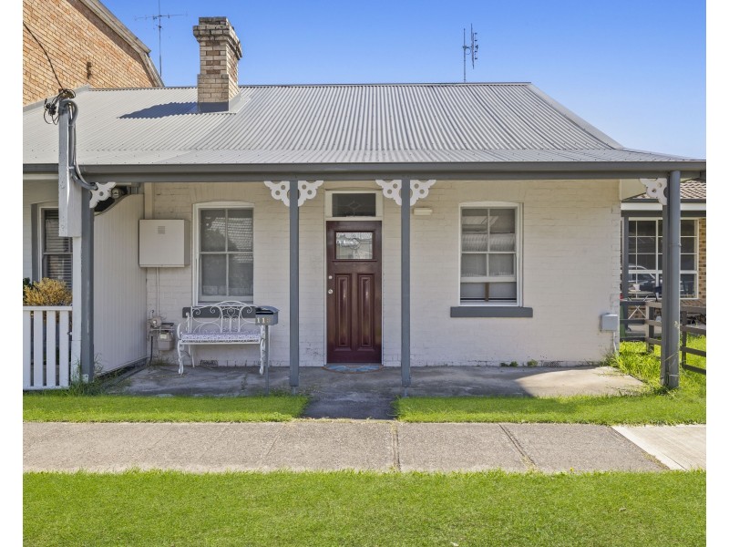 110 Inch Street, Lithgow NSW 2790