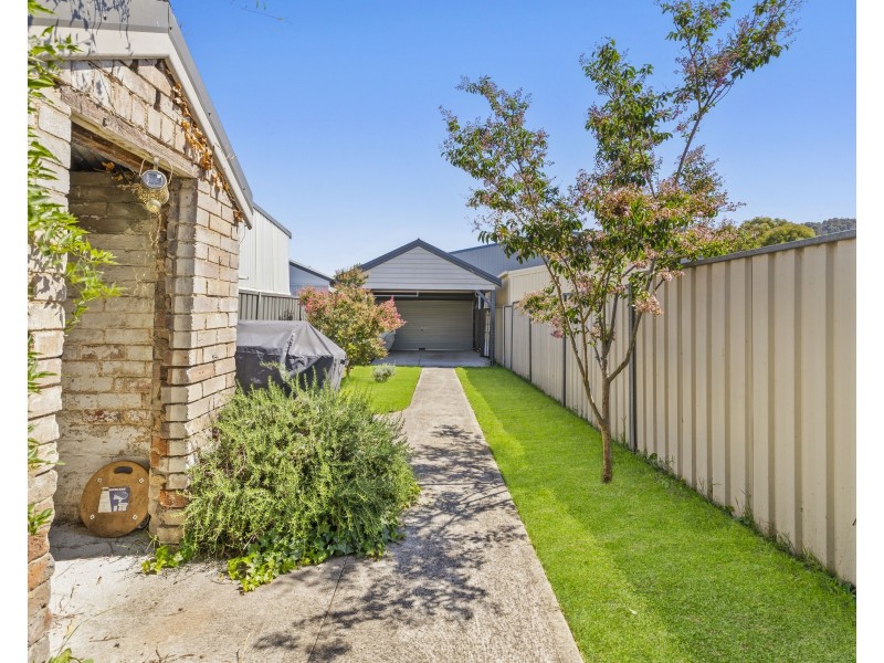 110 Inch Street, Lithgow NSW 2790