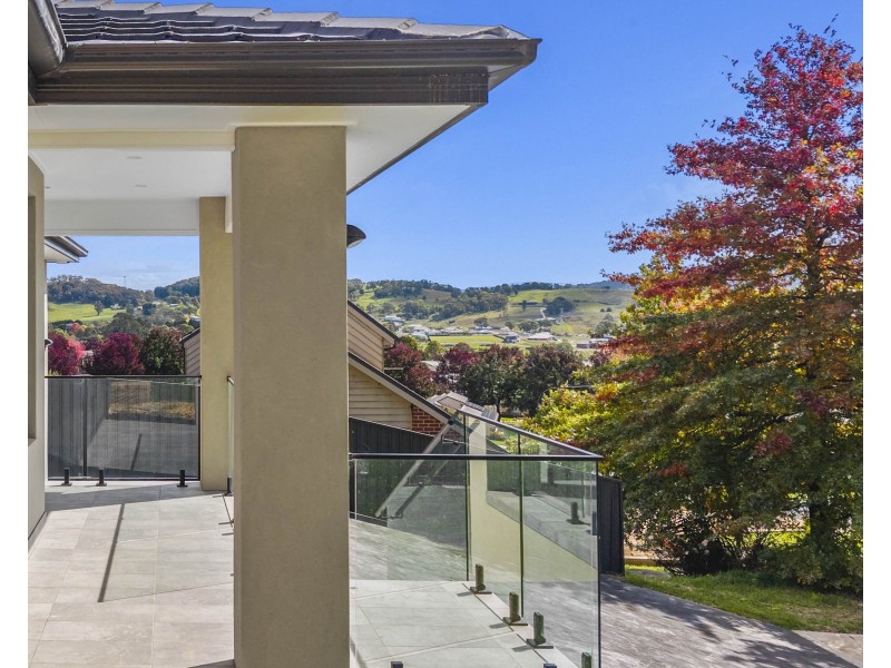 6 Amber Grove, Lithgow NSW 2790