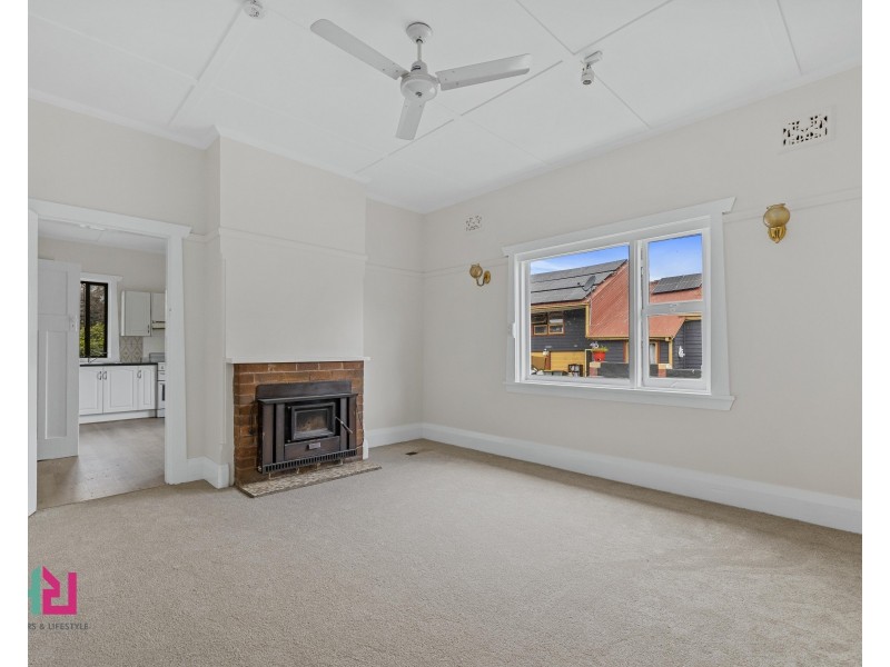 25 Sandford Avenue, Lithgow NSW 2790
