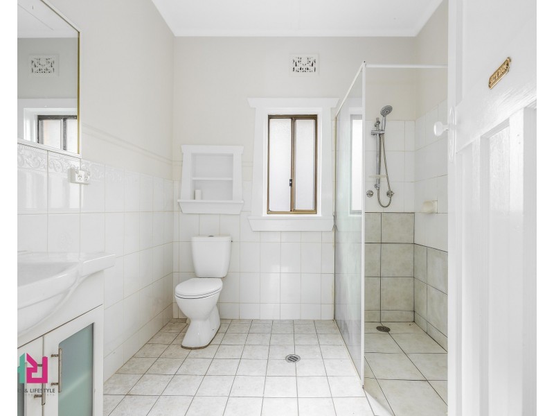 25 Sandford Avenue, Lithgow NSW 2790