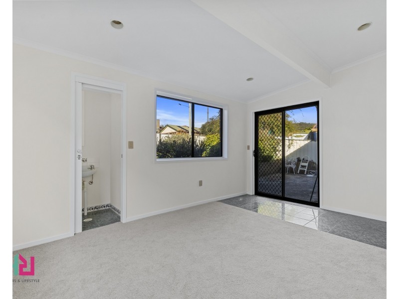 25 Sandford Avenue, Lithgow NSW 2790