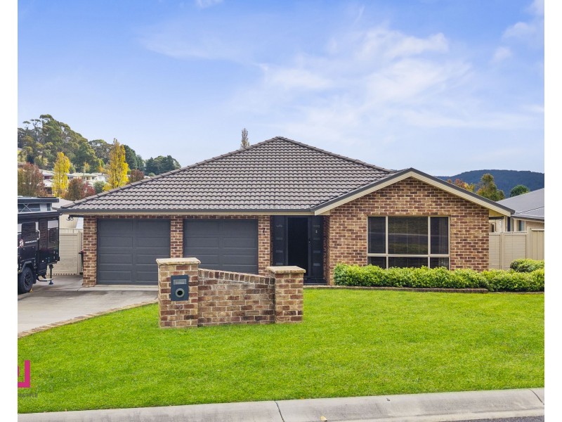 7 Munjowee Circle, Lithgow NSW 2790