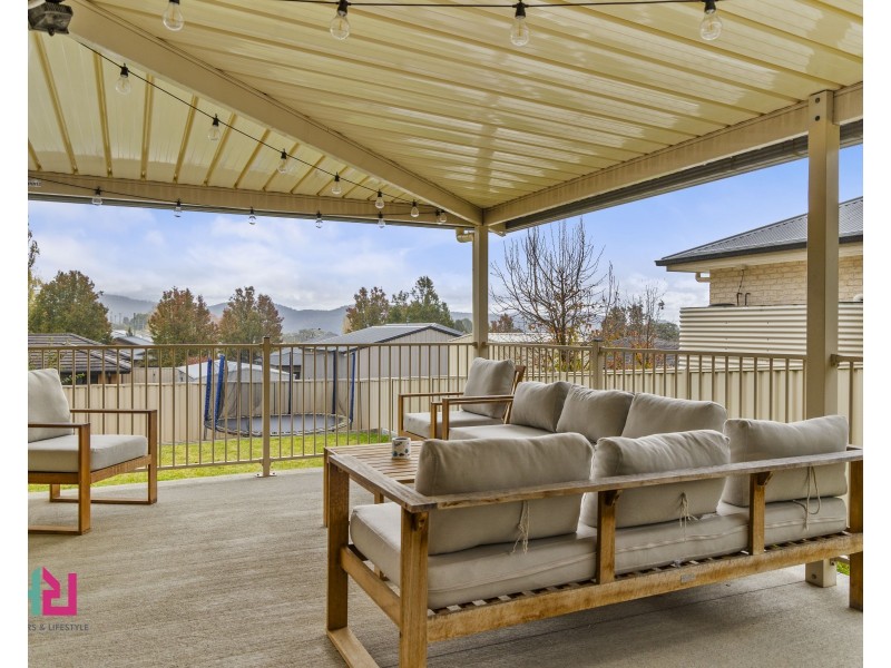 7 Munjowee Circle, Lithgow NSW 2790