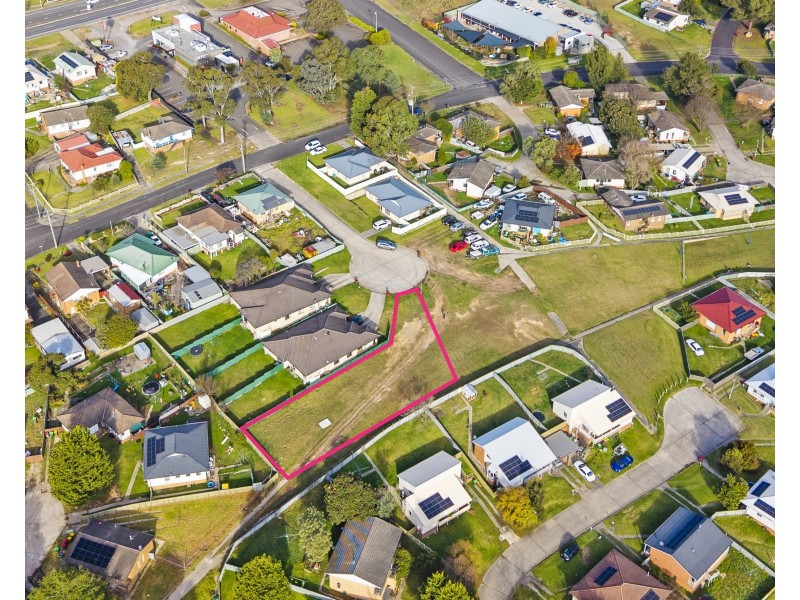 4A/4B Pirena Place, Lithgow NSW 2790
