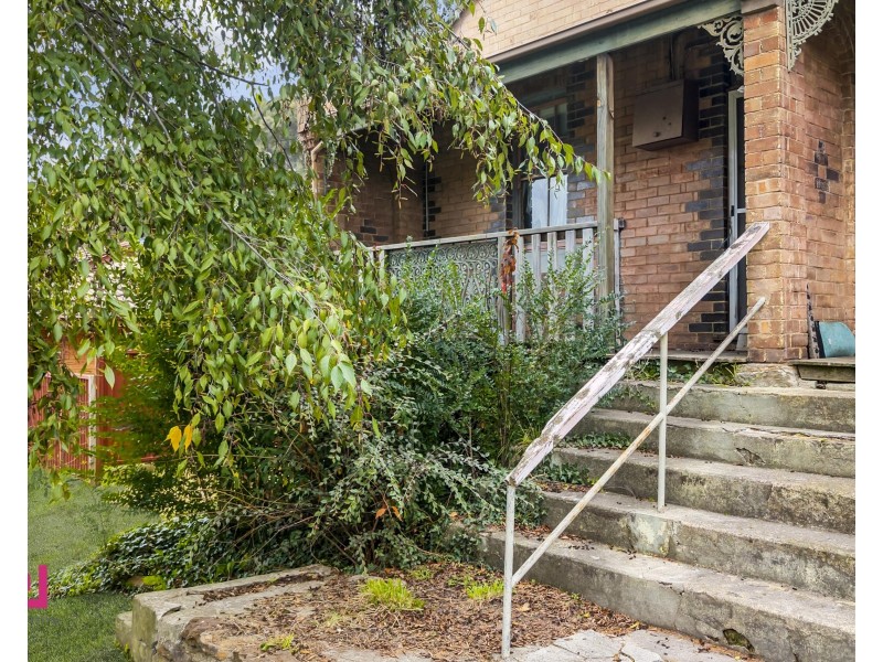 128-130 Macaulay Street, Lithgow NSW 2790
