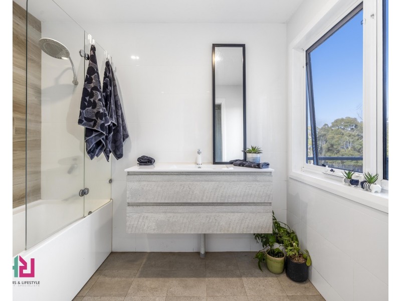 350 Molybdonite Road, Locksley NSW 2795