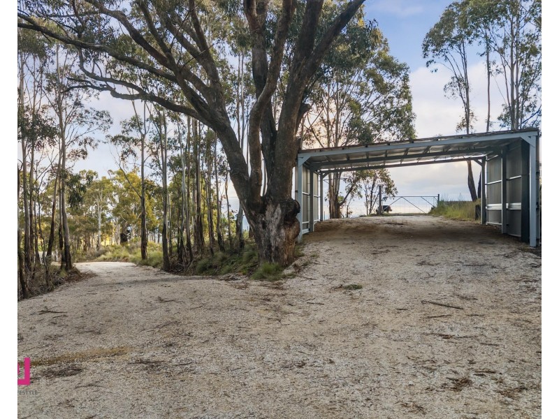 350 Molybdonite Road, Locksley NSW 2795
