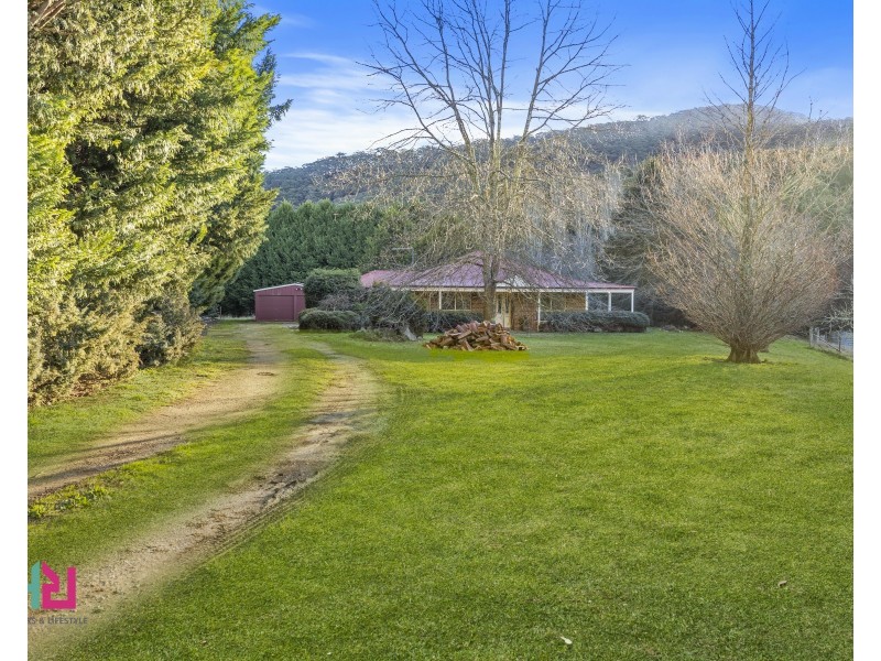240 Wicketty War Road, Hampton NSW 2790