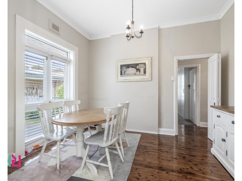 10 Mena Place, Lithgow NSW 2790