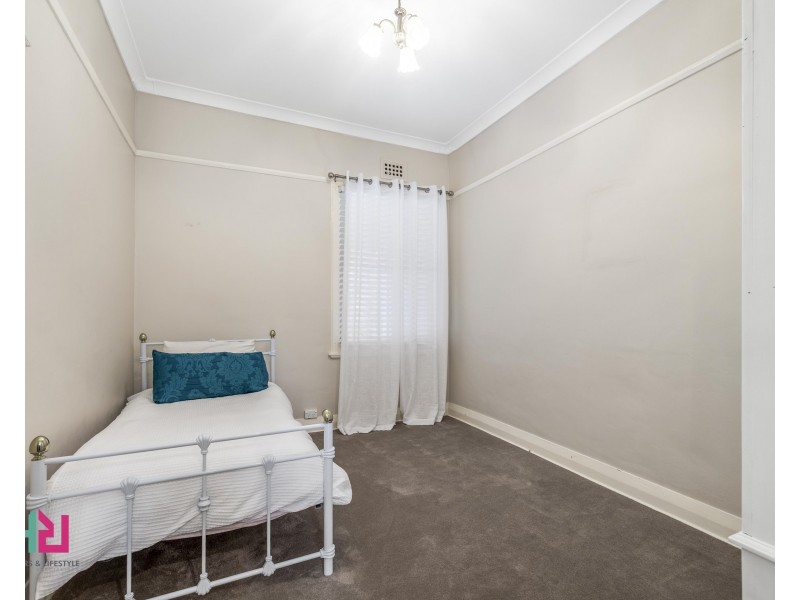 10 Mena Place, Lithgow NSW 2790