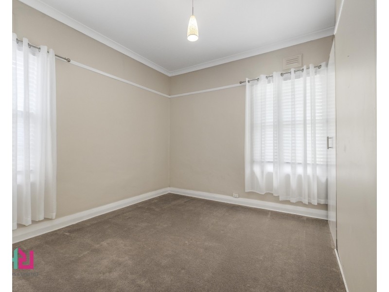 10 Mena Place, Lithgow NSW 2790