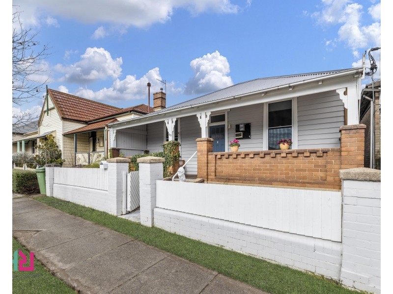 99 Mort Street, Lithgow NSW 2790