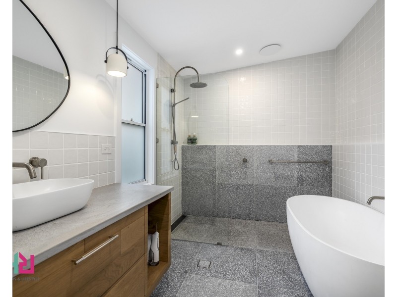 99 Mort Street, Lithgow NSW 2790