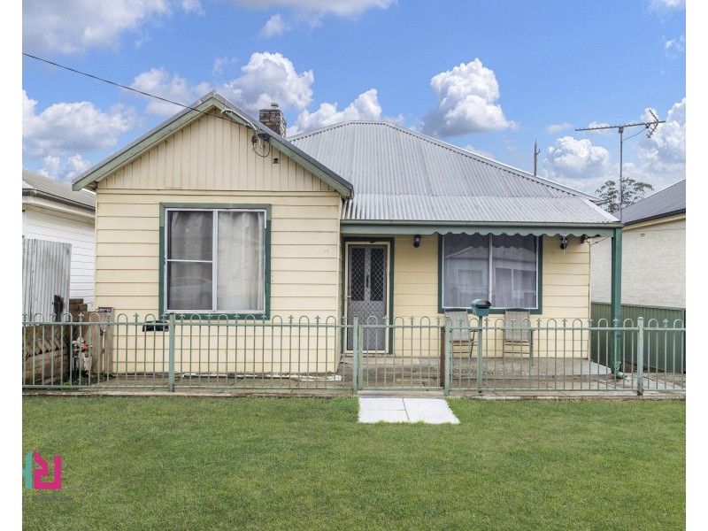 10 Chifley Road, Lithgow NSW 2790