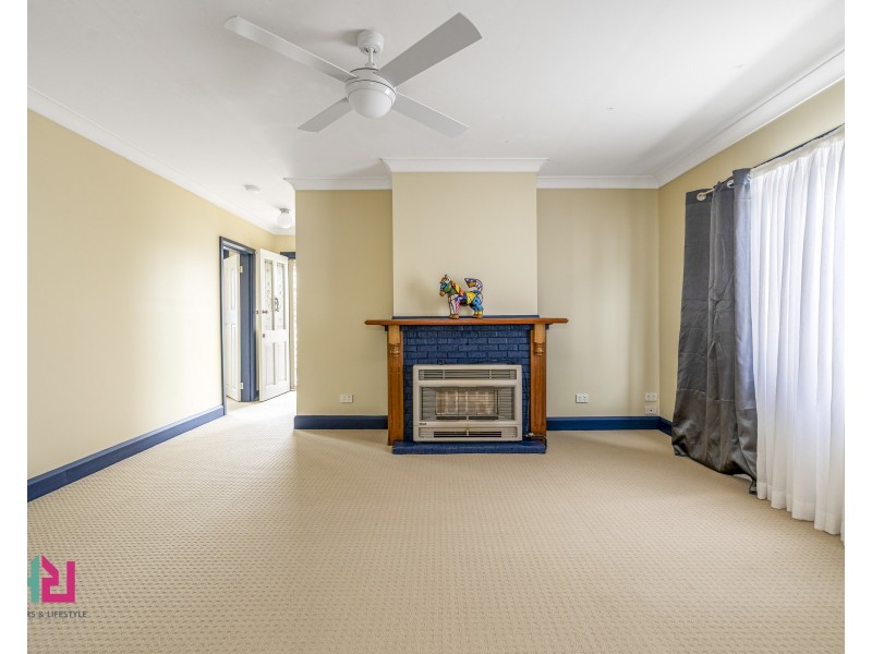 10 Chifley Road, Lithgow NSW 2790