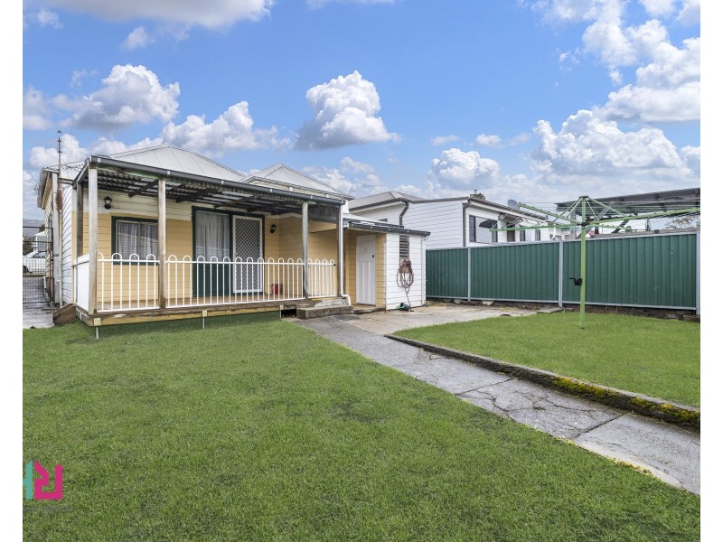 10 Chifley Road, Lithgow NSW 2790