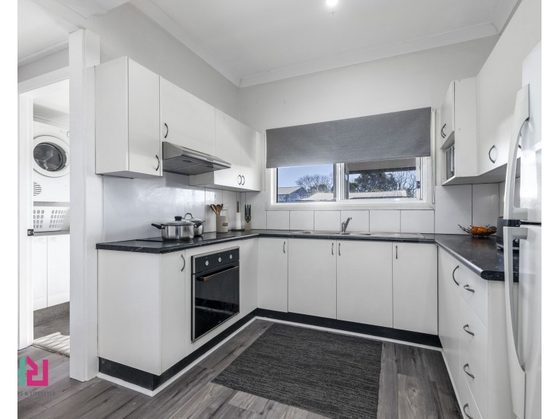 18 Beaufort Street, Lithgow NSW 2790