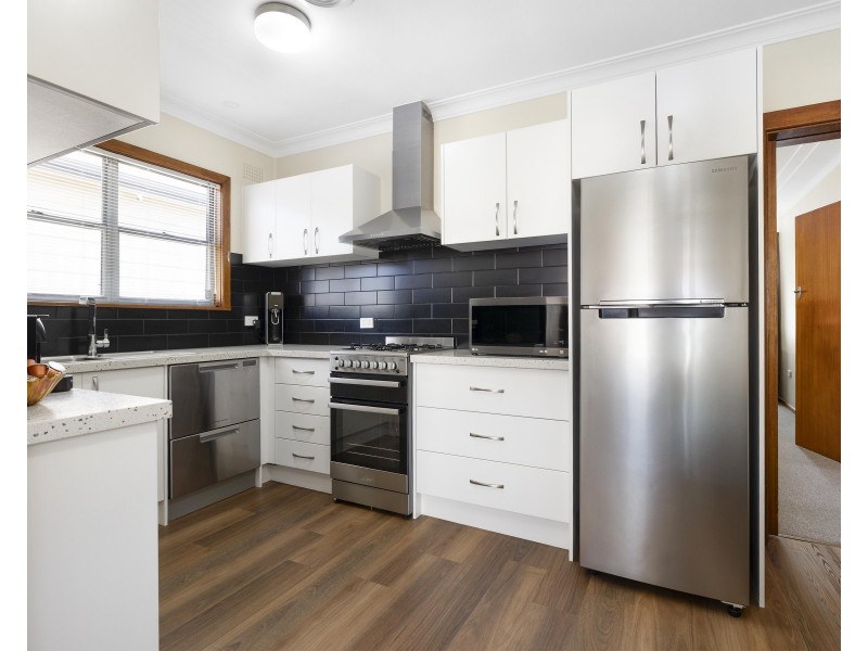 69 Rifle Parade, Lithgow NSW 2790