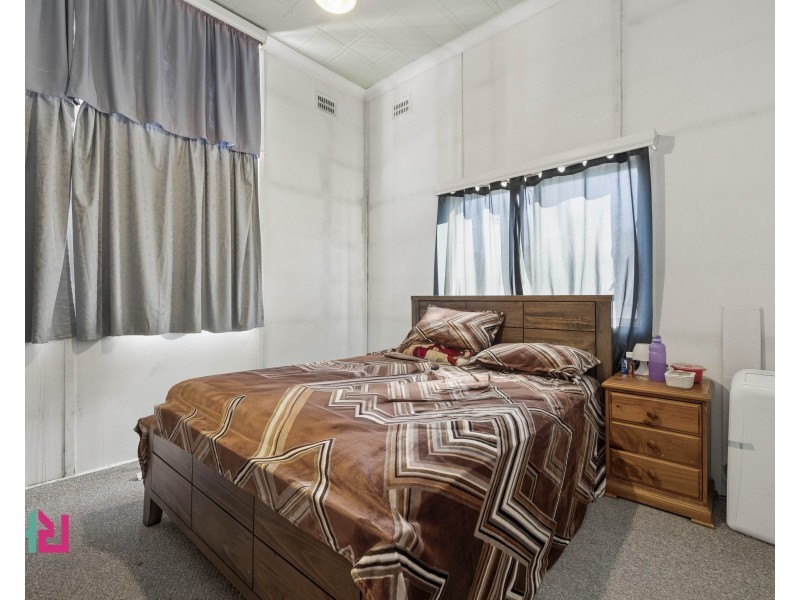 16 Enfield Avenue, Lithgow NSW 2790