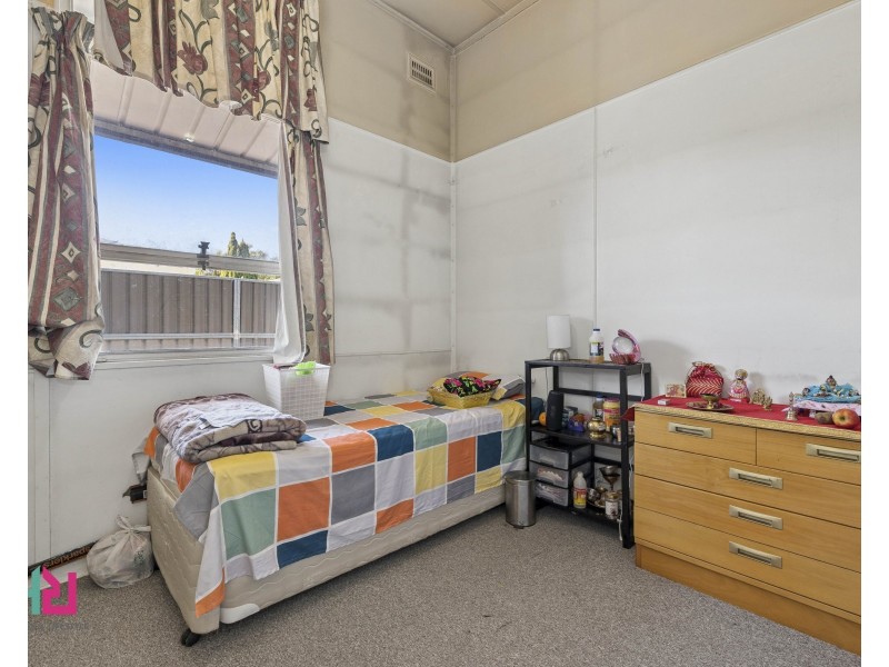 16 Enfield Avenue, Lithgow NSW 2790