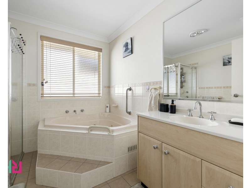 1 Henning Crescent, Wallerawang NSW 2845