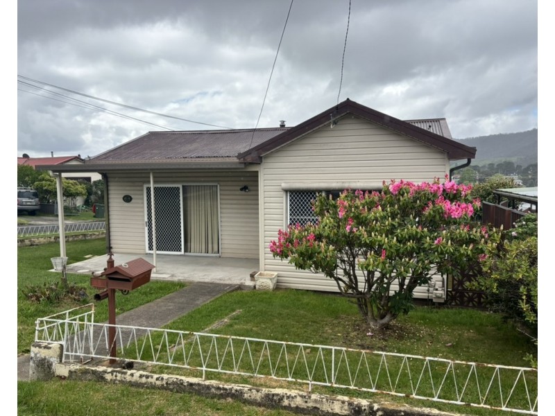 45 Outer Crescent, Bowenfels NSW 2790