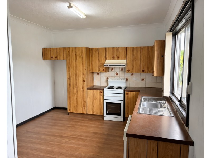 45 Outer Crescent, Bowenfels NSW 2790