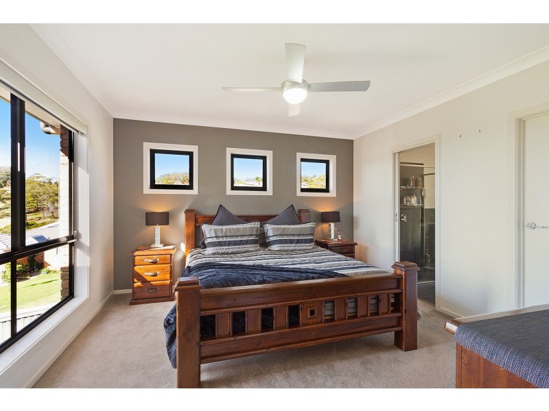 22 The Peninsula, Tura Beach NSW 2548