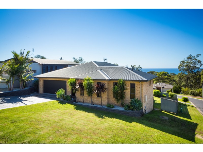 22 The Peninsula, Tura Beach NSW 2548