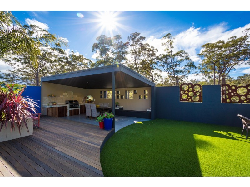 511 Sapphire Coast Drive, Bournda NSW 2550