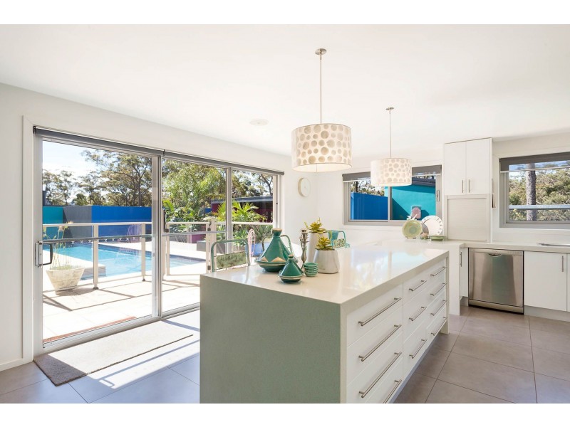 511 Sapphire Coast Drive, Tura Beach NSW 2548