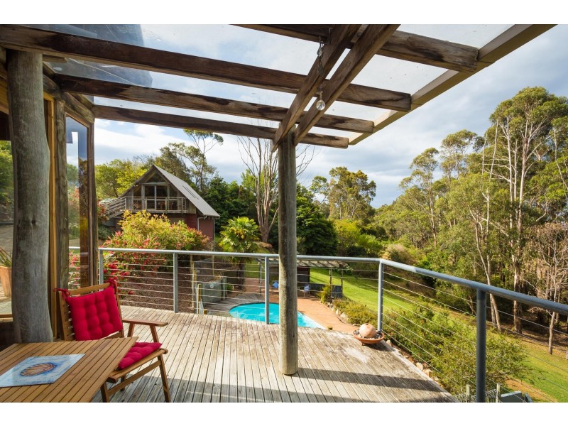 18 Thompson Drive, Tathra NSW 2550