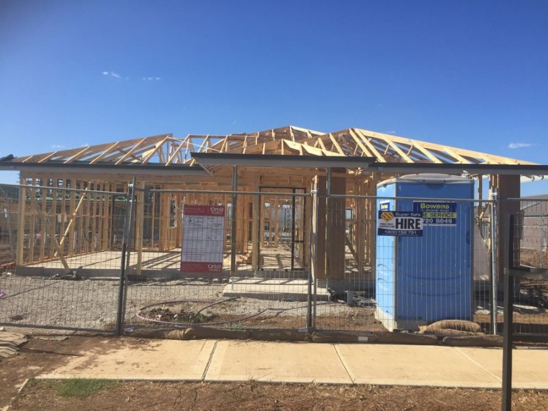 15 Aylesbury Terrace, Werribee VIC 3030