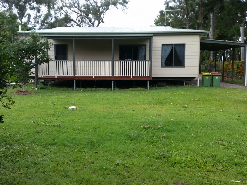 11 McBean Road, Karragarra Island QLD 4184