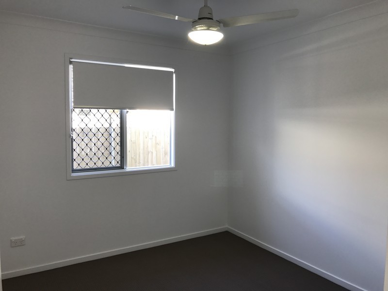 8 Creekstone Avenue, Redbank Plains QLD 4301