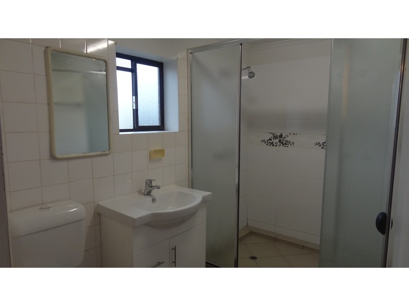 1/3 Weldon Street, Birkdale QLD 4159