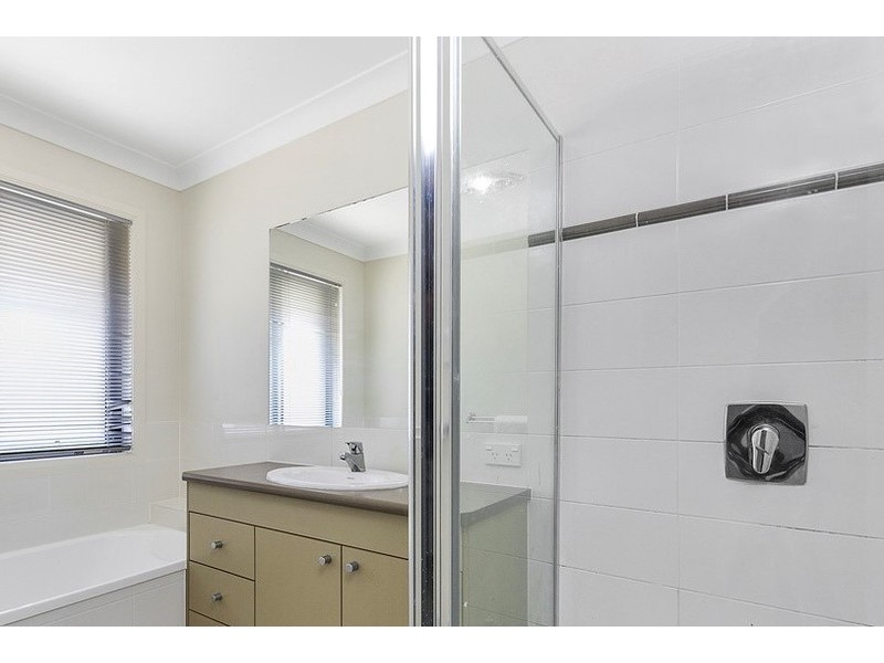 6 Shearwater Street, Cleveland QLD 4163