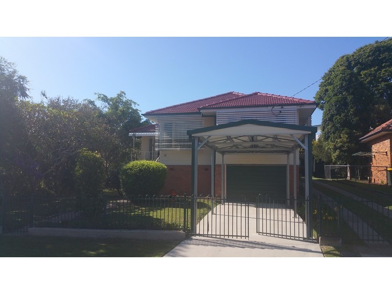 39 Gibson Crescent, Holland Park QLD 4121