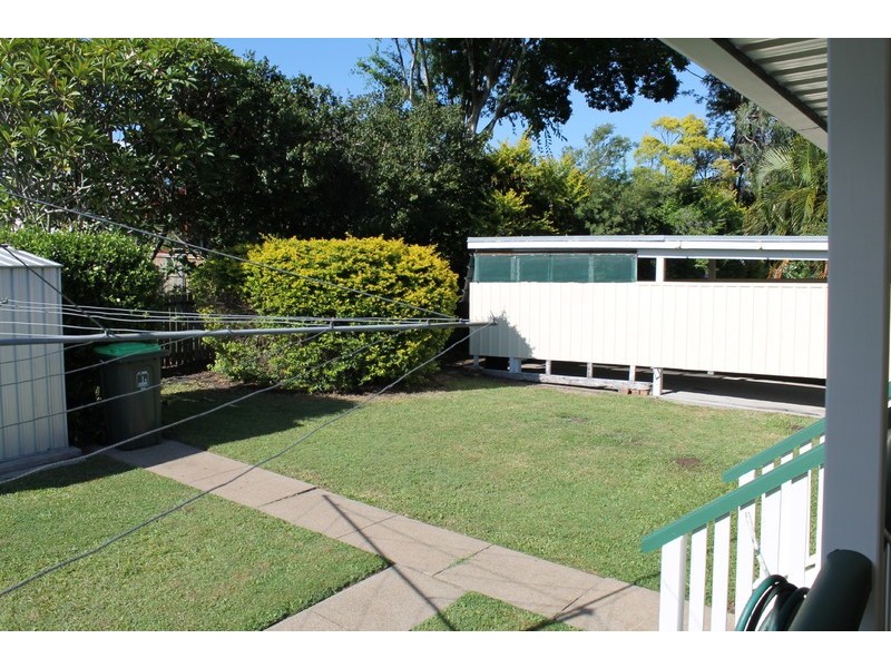 39 Gibson Crescent, Holland Park QLD 4121