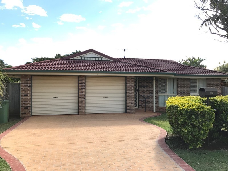 38 School Road, Victoria Point QLD 4165